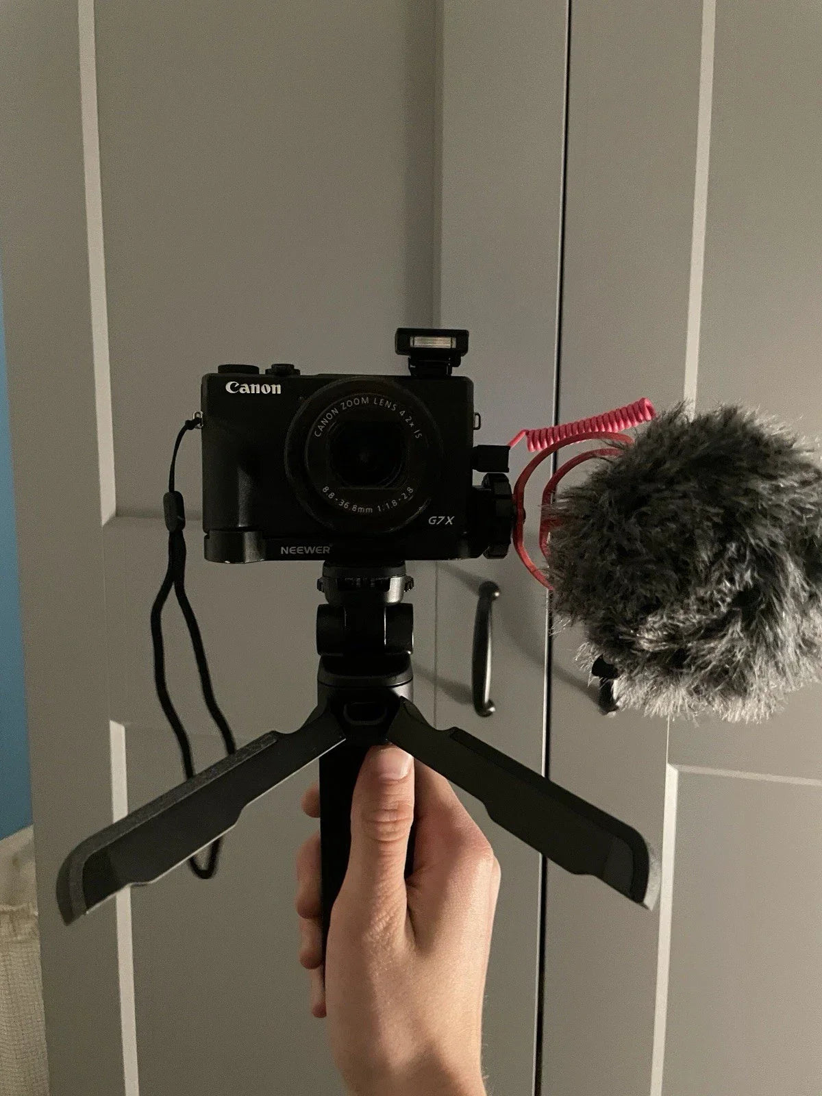 Canon G7X Mark lll Vlogging Kit And Additional Accessories.