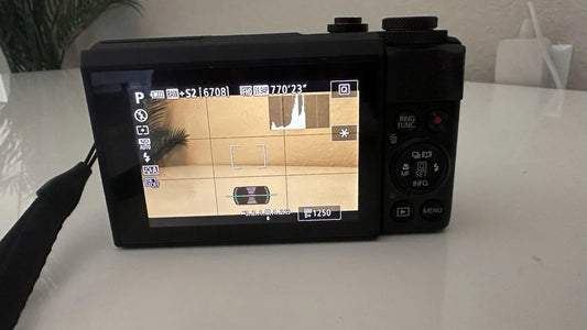 Canon PowerShot G7 X Mark II 20.1 MP Compact Digital Camera - Black